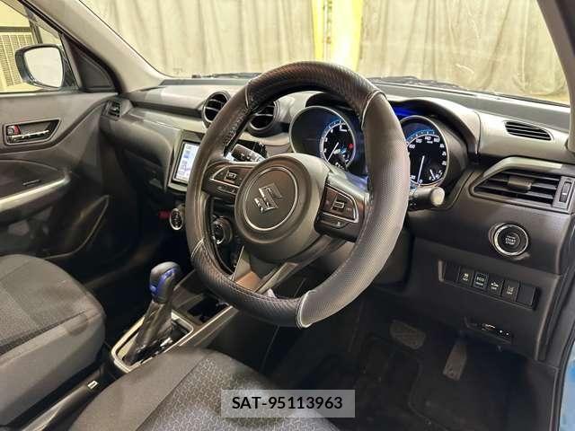 Suzuki SWIFT 2018-03 8849988-8