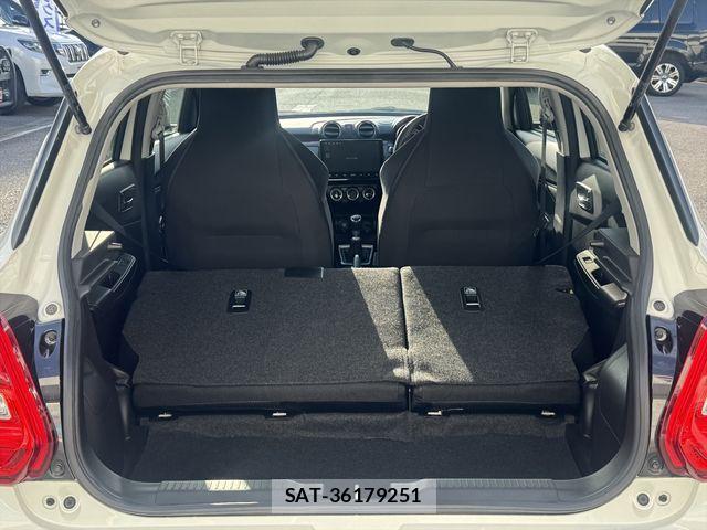 Suzuki SWIFT 2023-03 8850791-12