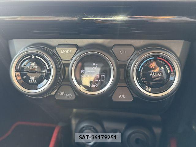 Suzuki SWIFT 2023-03 8850791-17