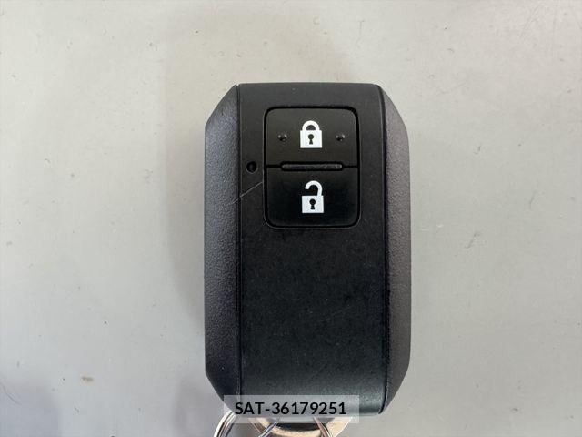 Suzuki SWIFT 2023-03 8850791-20
