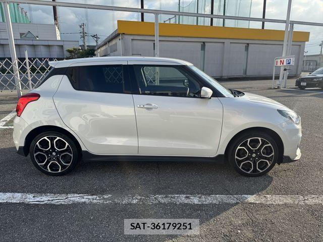 Suzuki SWIFT 2023-03 8850791-3