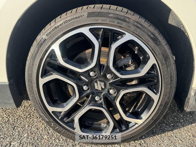 Suzuki SWIFT 2023-03 8850791-8