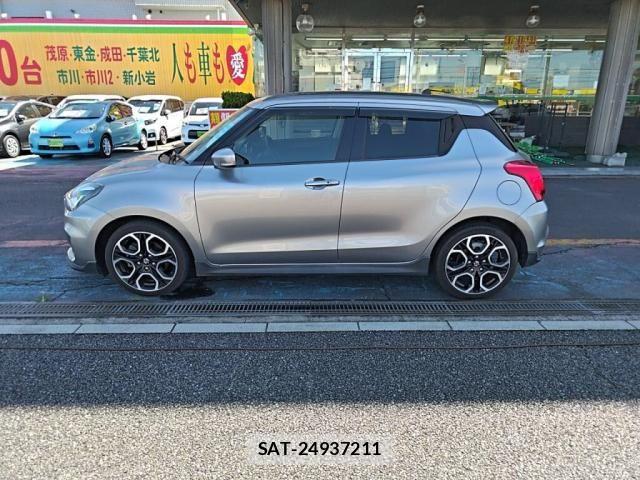 Suzuki SWIFT 2019-06 8849949-11