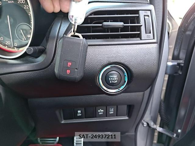 Suzuki SWIFT 2019-06 8849949-17