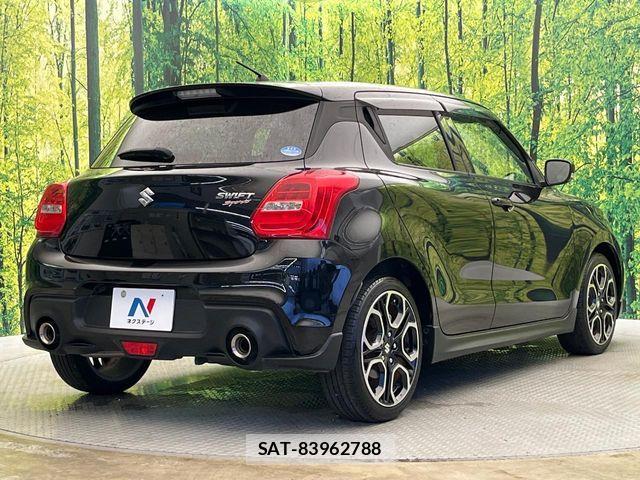 Suzuki SWIFT 2018-05 8850794-16