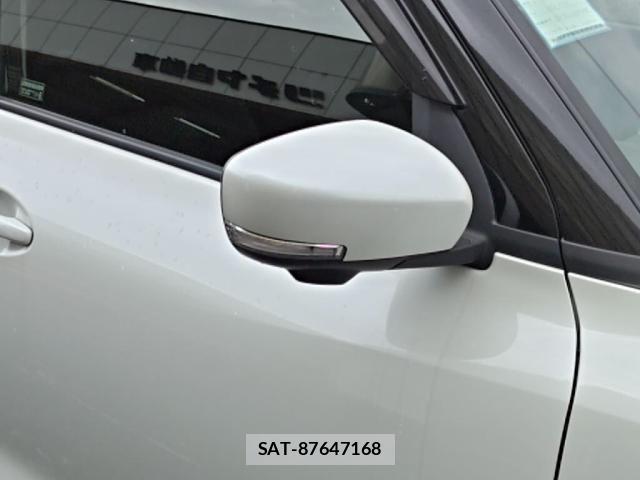 Suzuki SWIFT 2019-09 8850797-10
