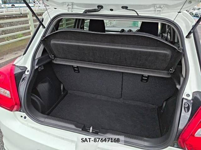 Suzuki SWIFT 2019-09 8850797-24