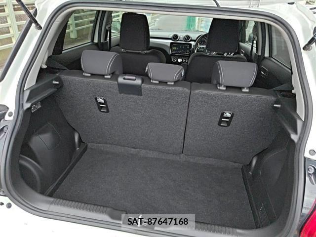 Suzuki SWIFT 2019-09 8850797-25