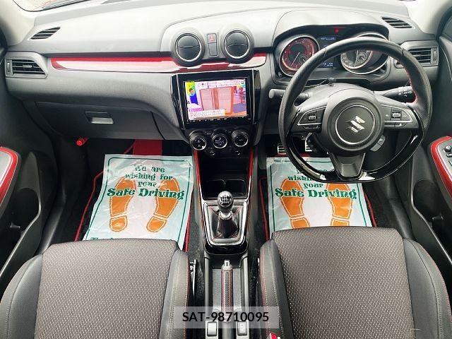 Suzuki SWIFT 2021-03 8850789-1