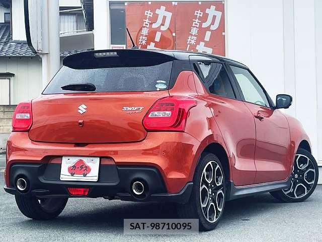 Suzuki SWIFT 2021-03 8850789-2