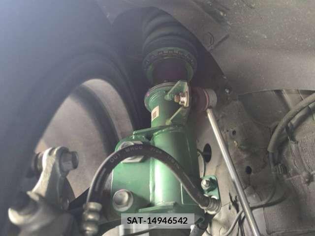 Suzuki SWIFT 2024-06 8850787-19