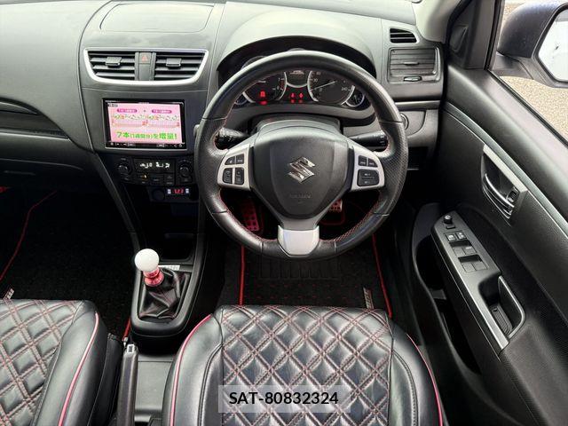 Suzuki SWIFT 2015-10 8850796-23