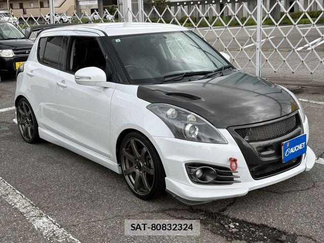 Suzuki SWIFT 2015-10 8850796-2