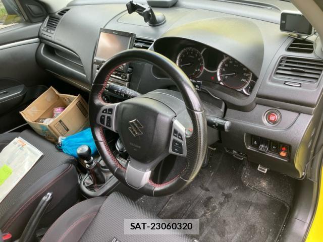 Suzuki SWIFT 2015-01 8850798-13