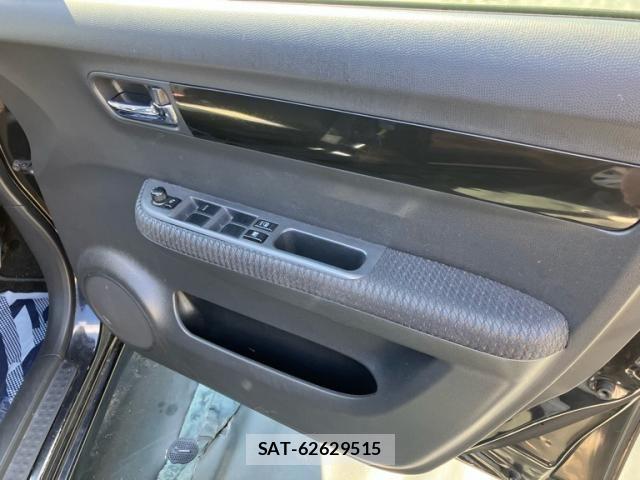 Suzuki SWIFT 2010-03 8872210-11