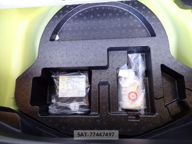 Suzuki SWIFT 2012-04 8872199-22