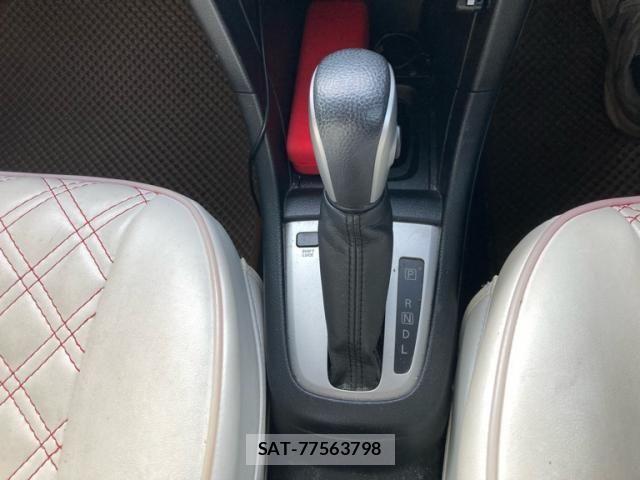 Suzuki SWIFT 2015-06 8872209-22