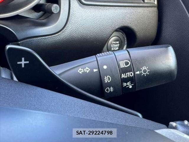 Suzuki SWIFT 2020-09 8872206-24