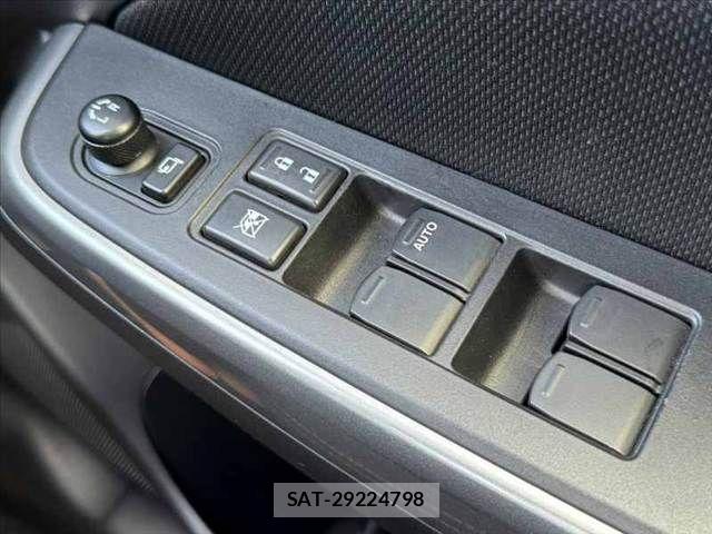 Suzuki SWIFT 2020-09 8872206-27