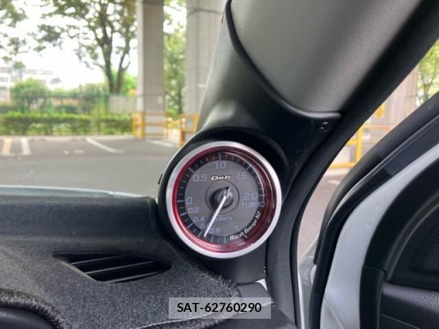 Suzuki SWIFT 2022-05 8872202-20
