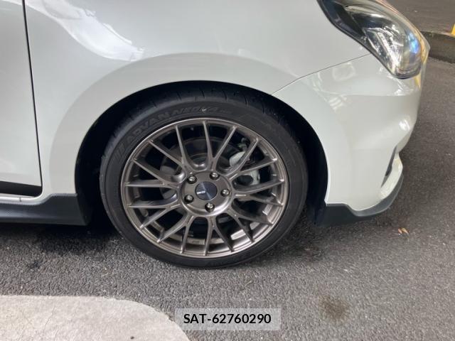 Suzuki SWIFT 2022-05 8872202-5