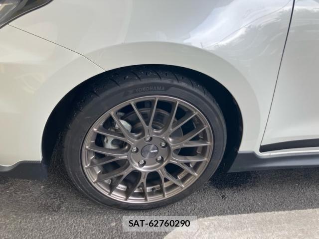 Suzuki SWIFT 2022-05 8872202-8