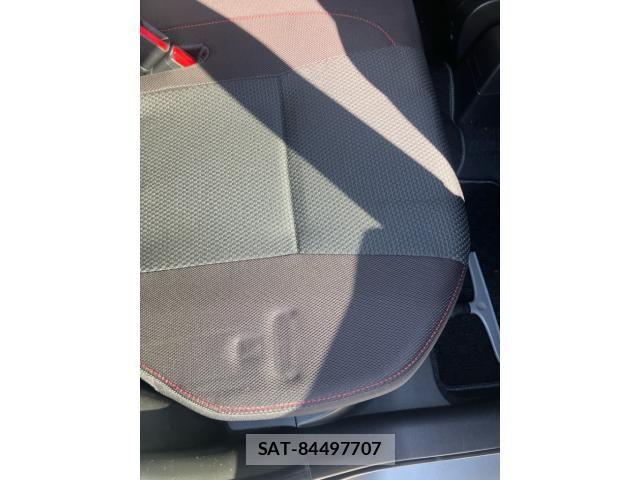 Suzuki SWIFT 2015-01 8872208-11