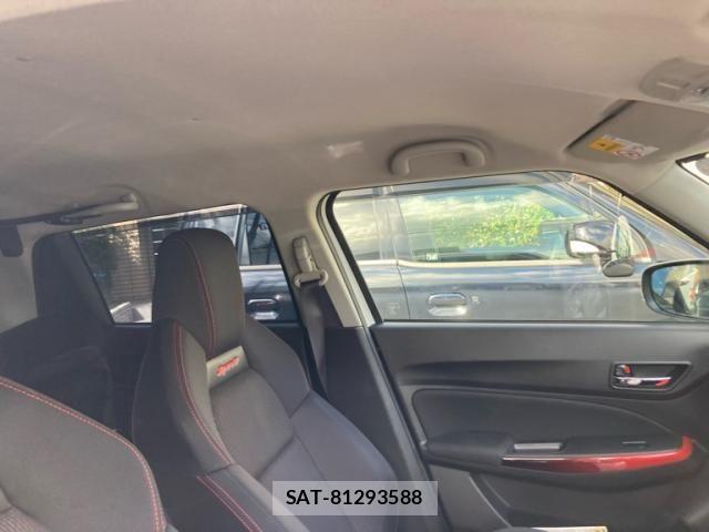Suzuki SWIFT 2021-03 8882455-9
