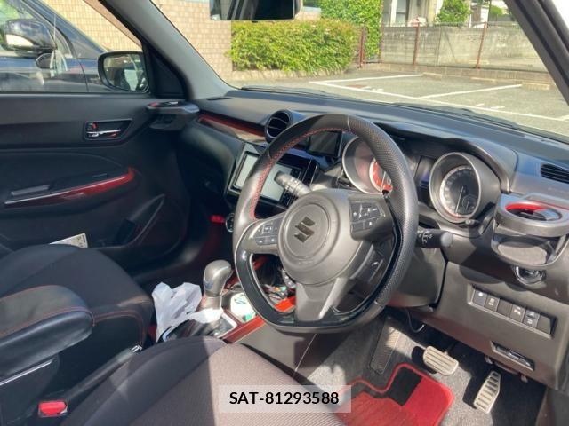 Suzuki SWIFT 2021-03 8882455-11