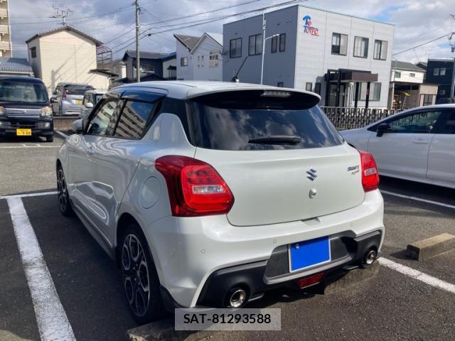 Suzuki SWIFT 2021-03 8882455-8