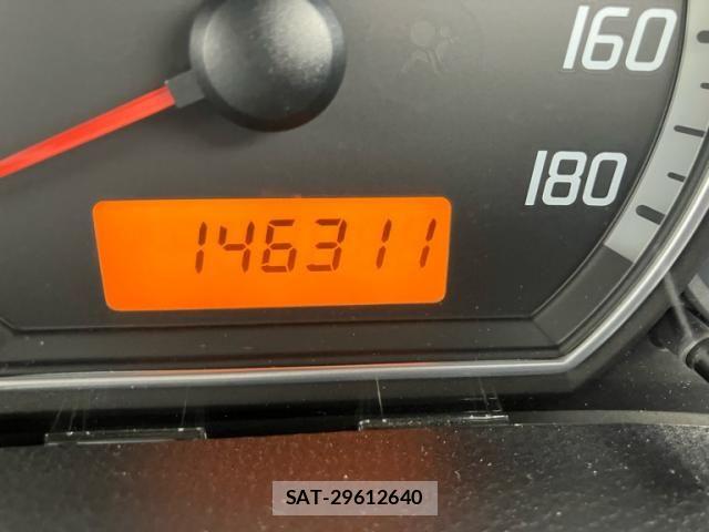 Suzuki SWIFT 2007-11 8882476-14