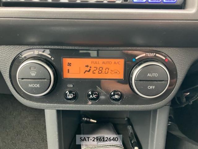 Suzuki SWIFT 2007-11 8882476-15