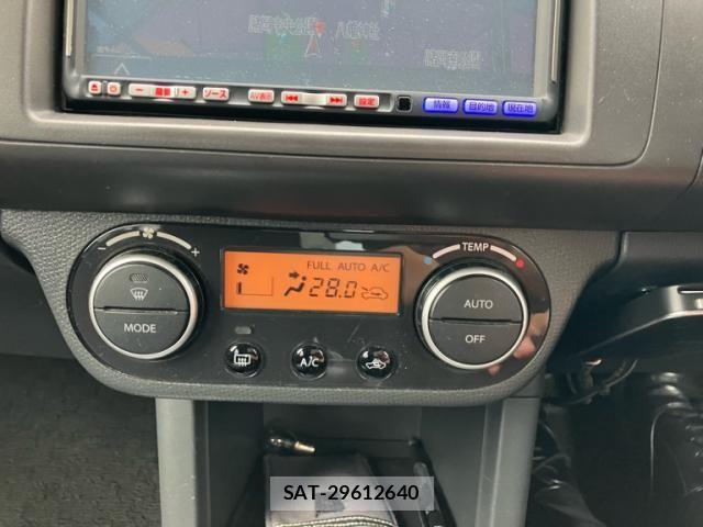 Suzuki SWIFT 2007-11 8882476-18