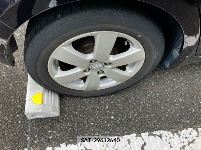 Suzuki SWIFT 2007-11 8882476-6