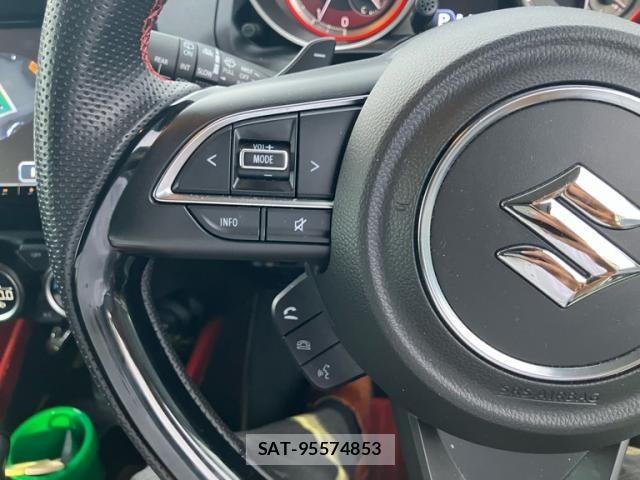 Suzuki SWIFT 2022-01 8882450-9