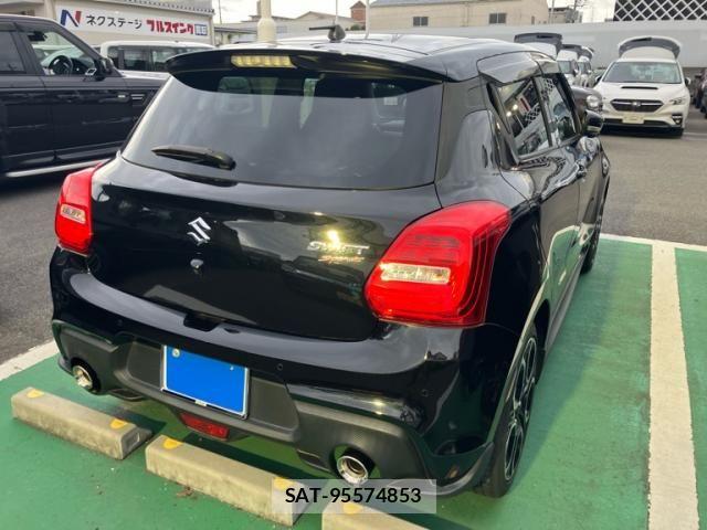 Suzuki SWIFT 2022-01 8882450-1