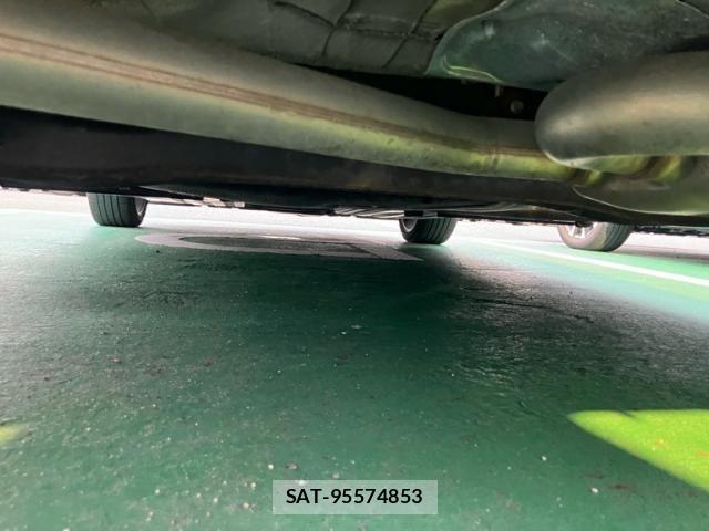 Suzuki SWIFT 2022-01 8882450-21