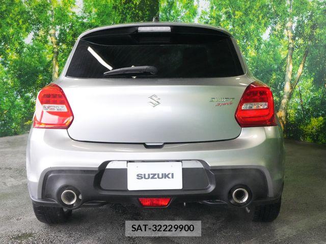 Suzuki SWIFT 2018-03 8882457-9