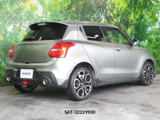 Suzuki SWIFT 2018-03 8882457-10