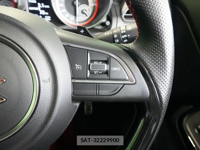 Suzuki SWIFT 2018-03 8882457-13