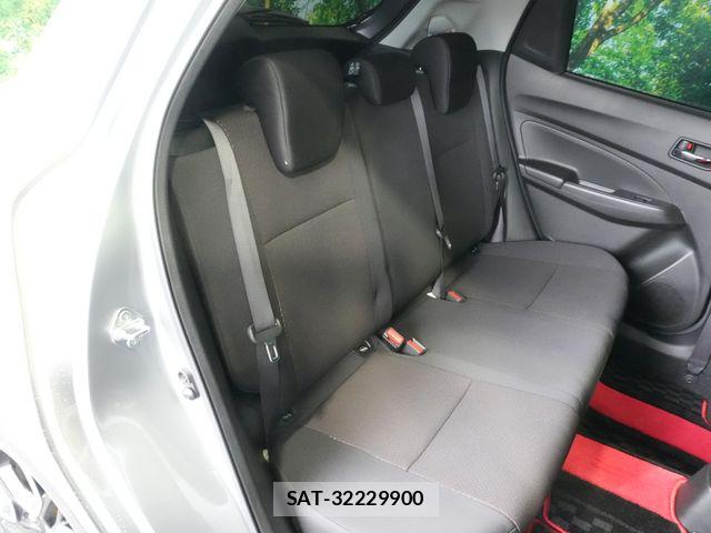 Suzuki SWIFT 2018-03 8882457-21
