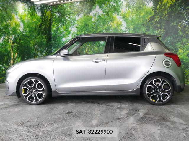 Suzuki SWIFT 2018-03 8882457-7