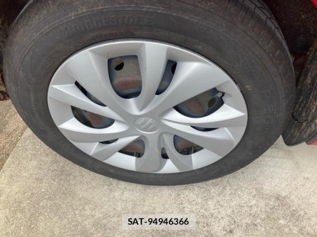 Suzuki SWIFT 2020-09 8882464-5