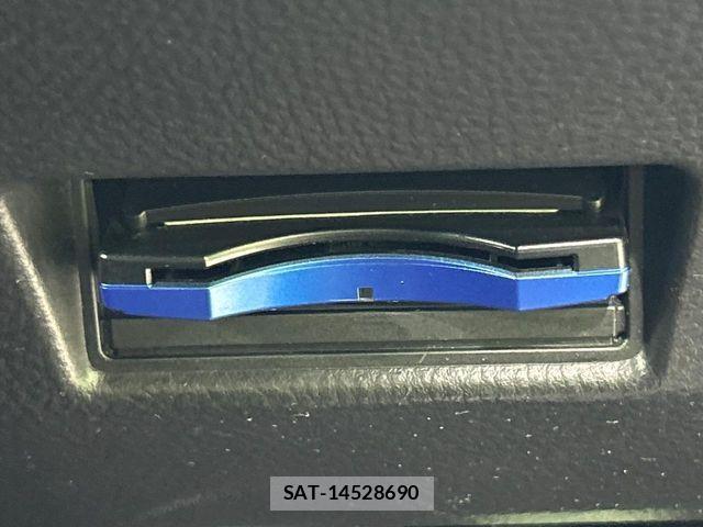Suzuki SWIFT 2012-05 8882466-4