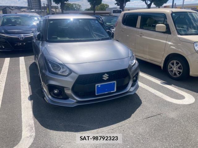 Suzuki SWIFT 2022-08 8882449-0