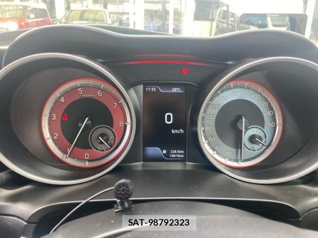 Suzuki SWIFT 2022-08 8882449-20