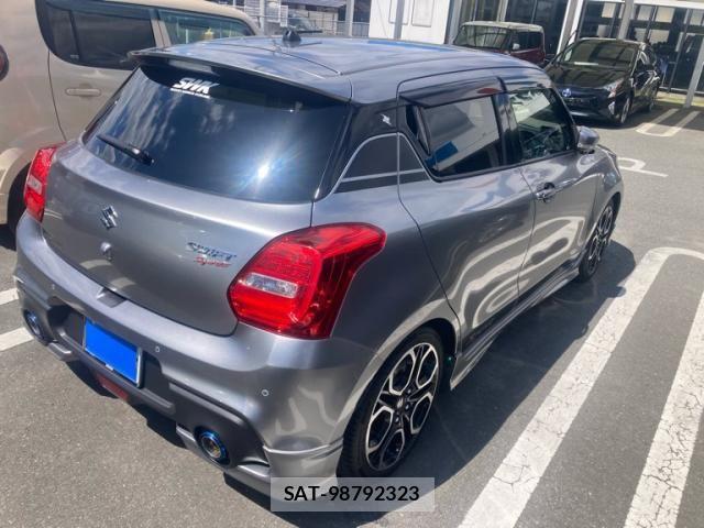 Suzuki SWIFT 2022-08 8882449-4