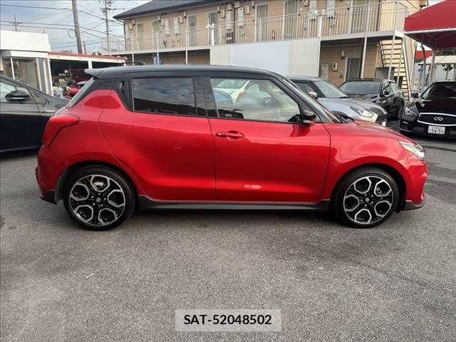 Suzuki SWIFT 2021-10 8882454-12
