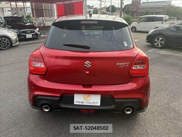 Suzuki SWIFT 2021-10 8882454-14