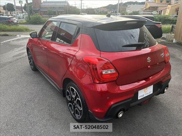 Suzuki SWIFT 2021-10 8882454-15
